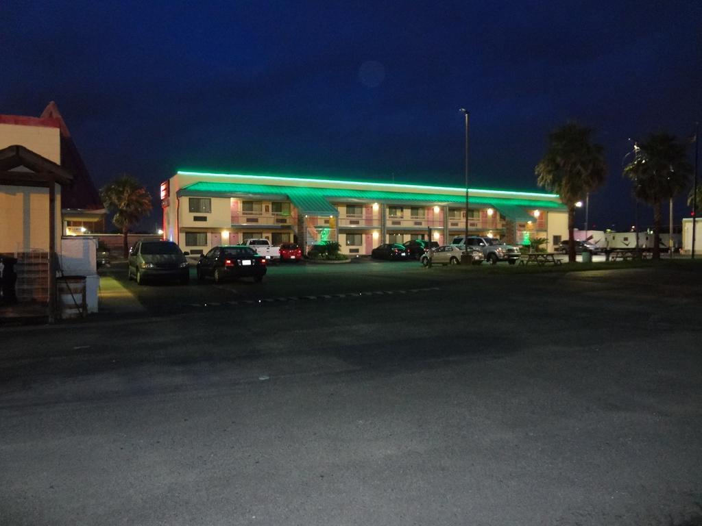 Nola Inn & Suites Nueva Orleans Exterior foto