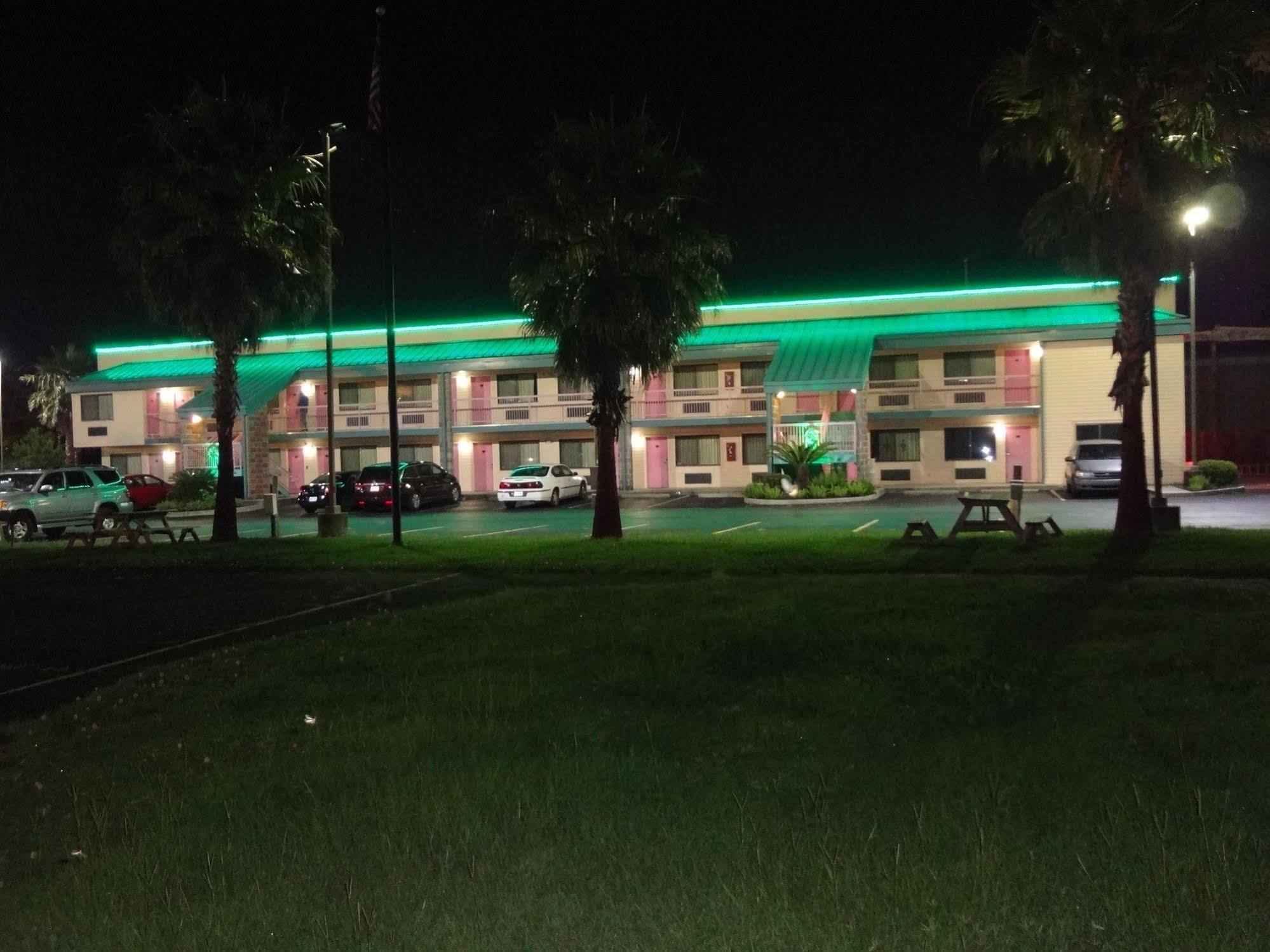 Nola Inn & Suites Nueva Orleans Exterior foto