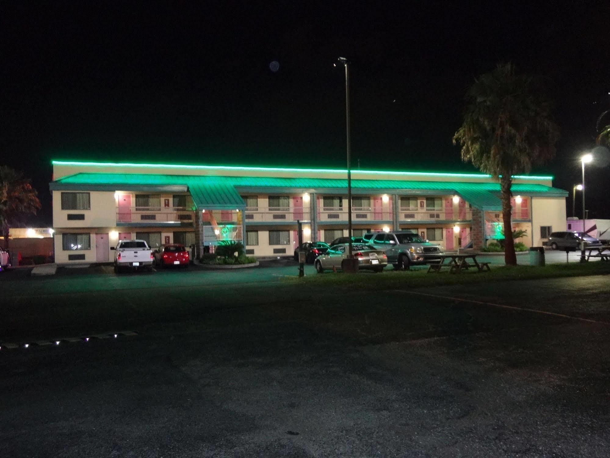Nola Inn & Suites Nueva Orleans Exterior foto