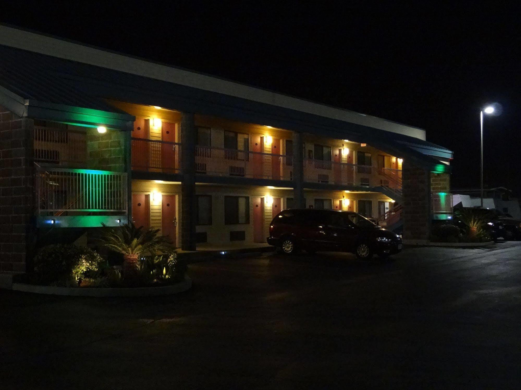 Nola Inn & Suites Nueva Orleans Exterior foto